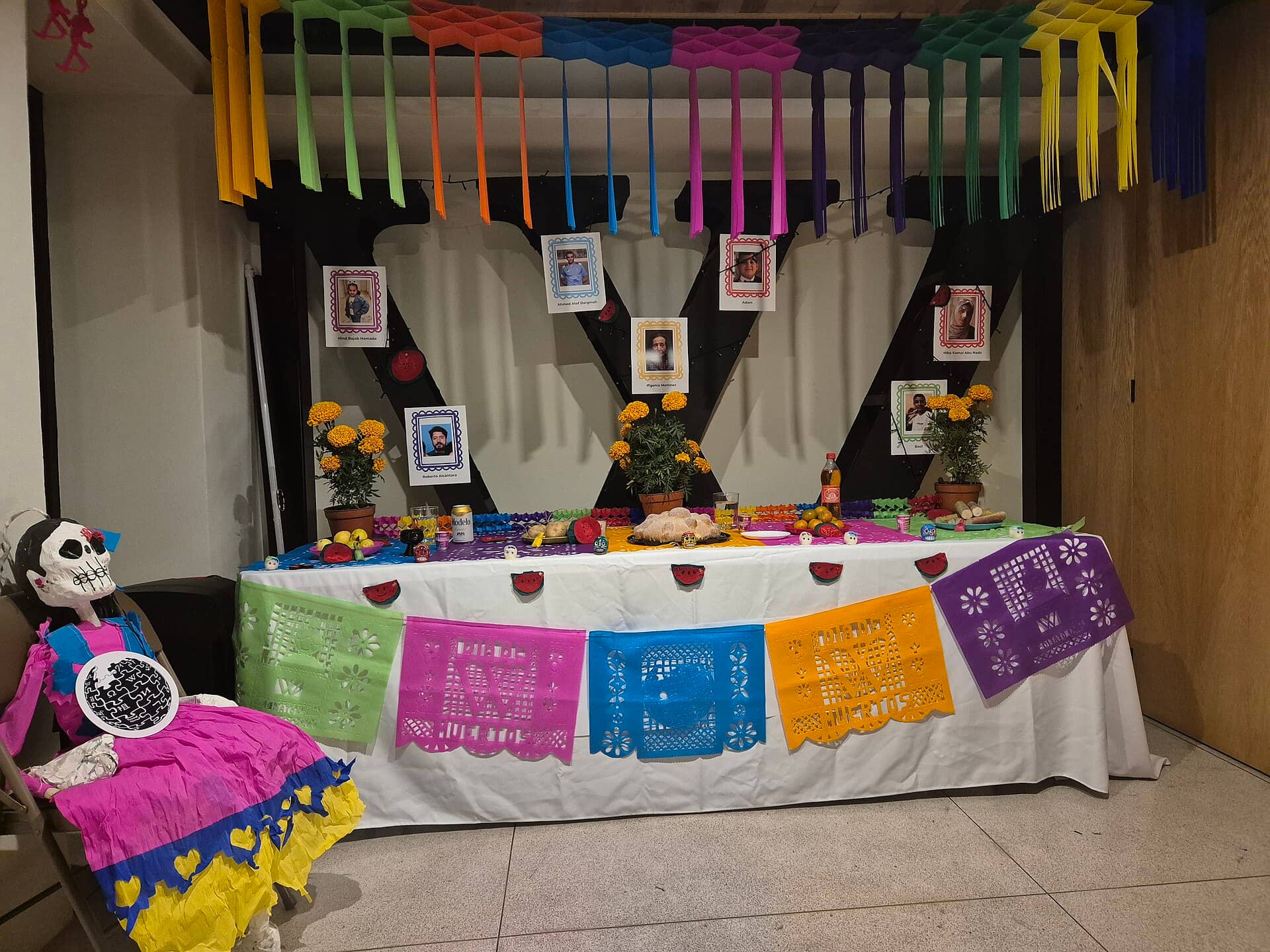 A Día de Muertos ofrenda, Mexico City
